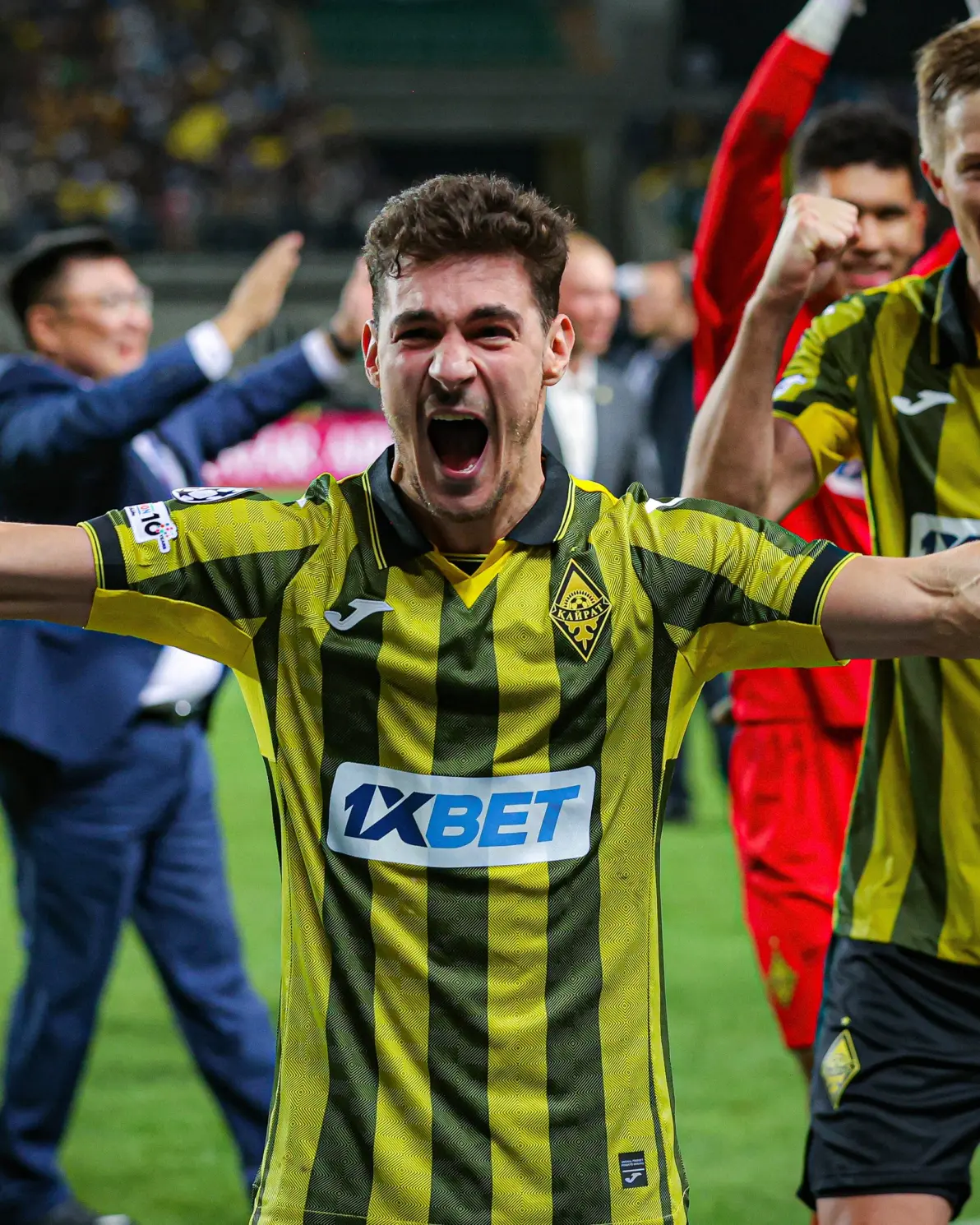 本赛季的黑马球队又一次反超对手了吗