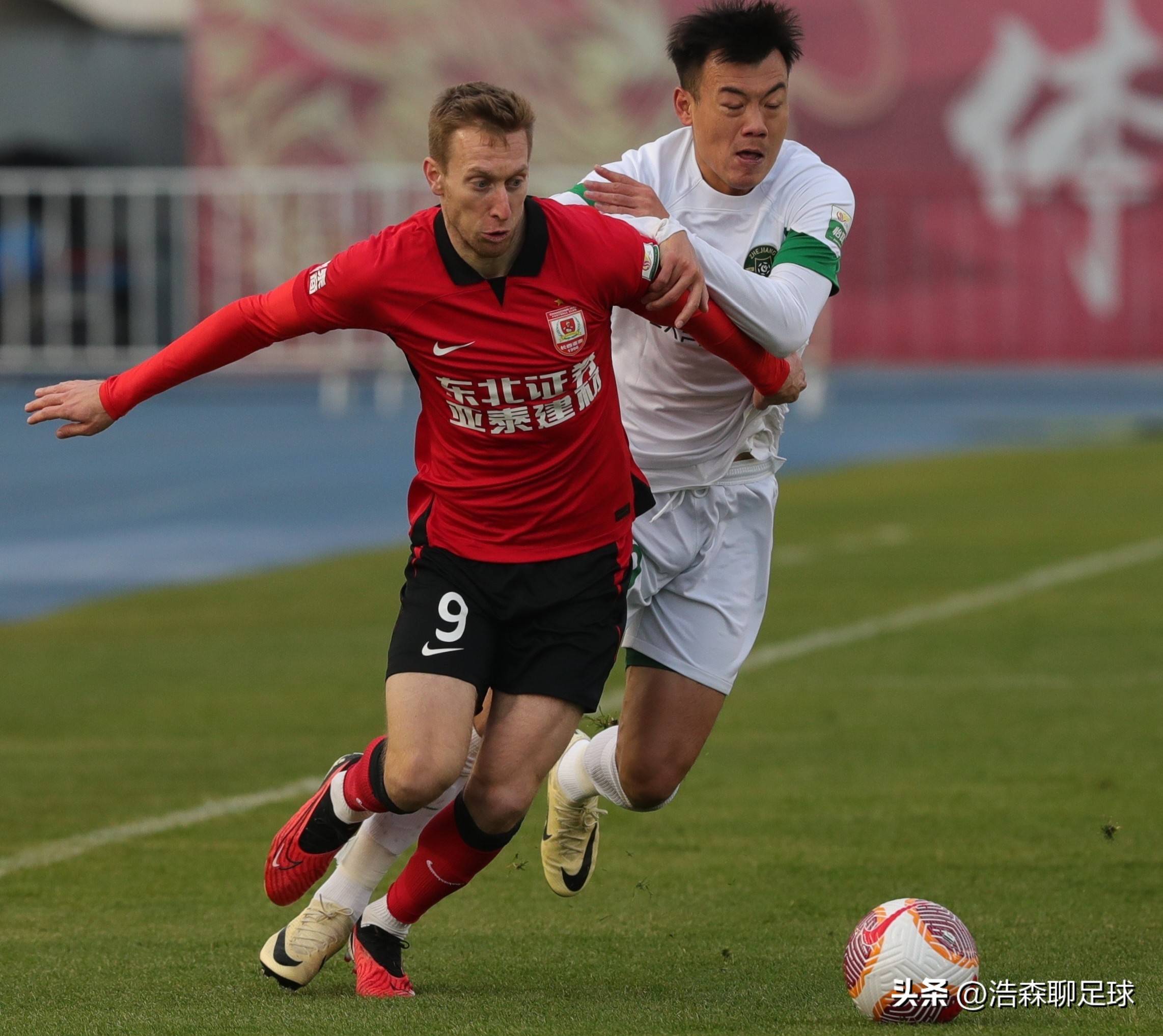 比赛中球队表现抢眼,赢得广大支持的句子