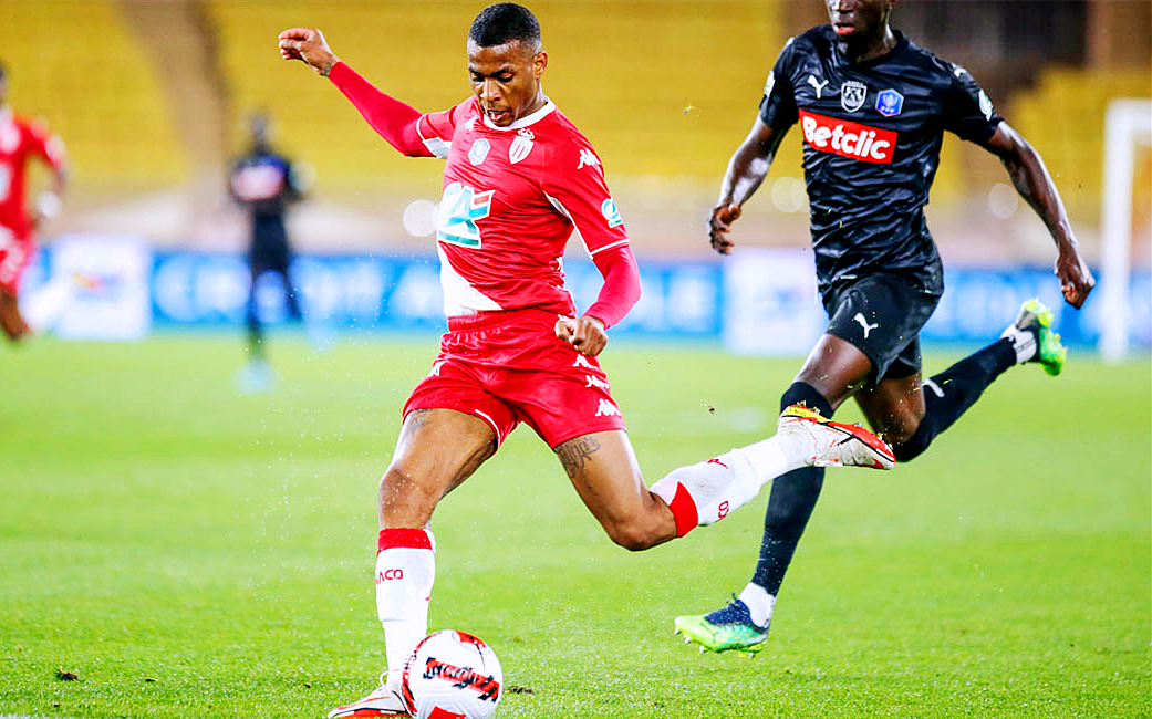 阿贾克斯华裔球员天乐